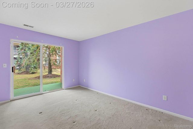 43427 Claremont Drive E, Clinton Charter Township, MI 48038