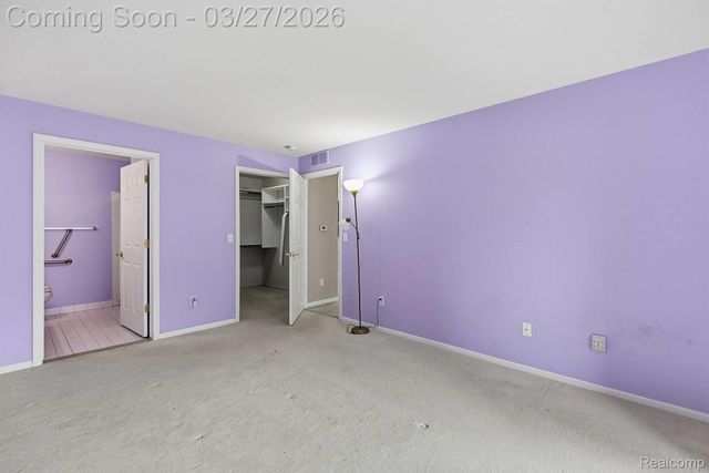 43427 Claremont Drive E, Clinton Charter Township, MI 48038