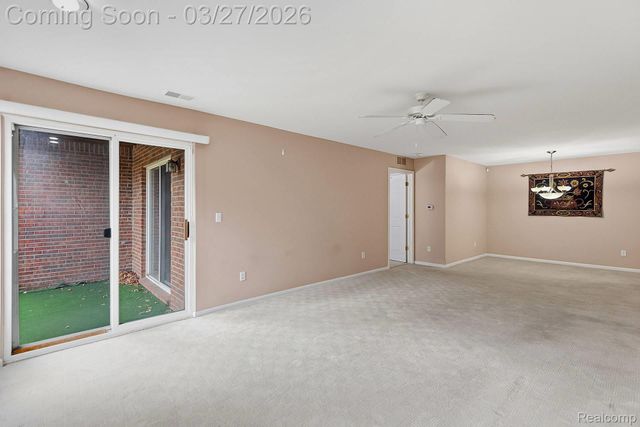 43427 Claremont Drive E, Clinton Charter Township, MI 48038