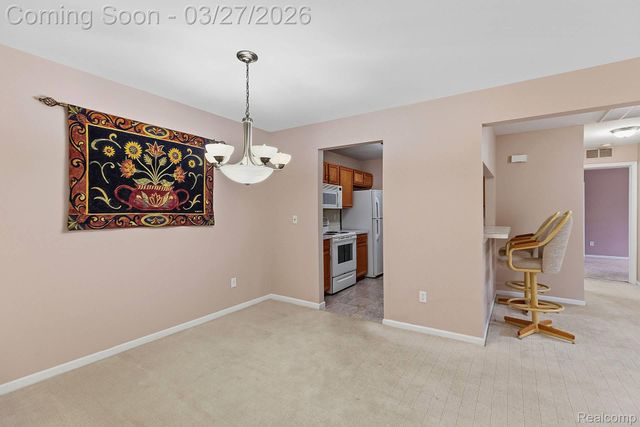 43427 Claremont Drive E, Clinton Charter Township, MI 48038