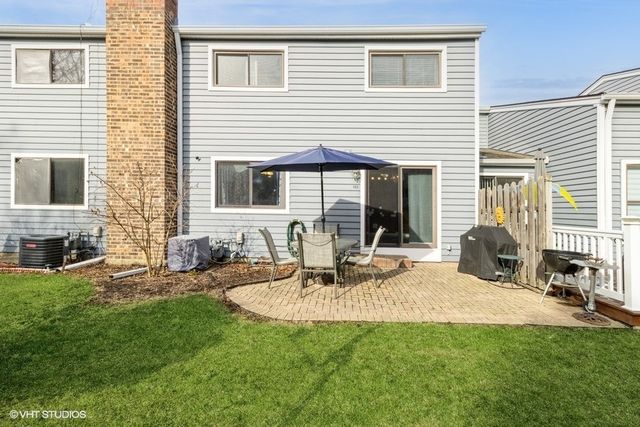 465 HARMONY Drive, Wheeling, IL 60090