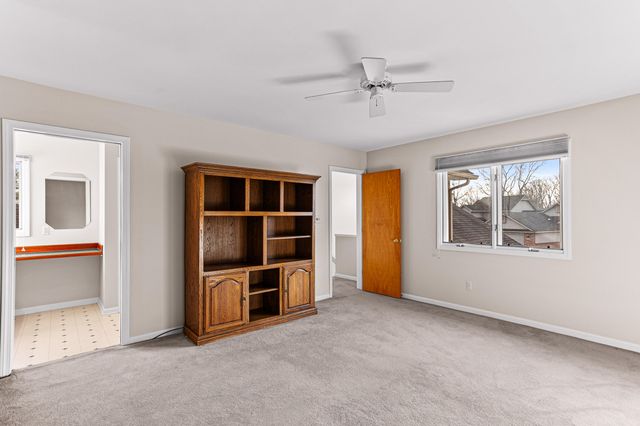 3020 Rivers Edge Drive, Wayne City, MI 48184