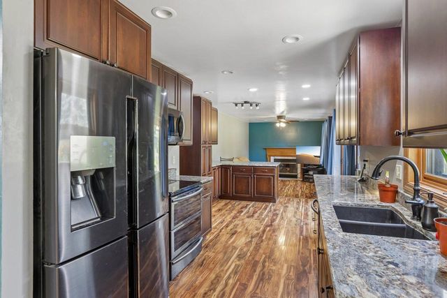903 N Division Street, Waunakee, WI 53597
