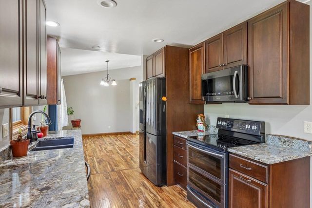 903 N Division Street, Waunakee, WI 53597