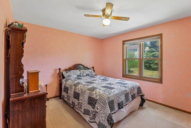 903 N Division Street, Waunakee, WI 53597