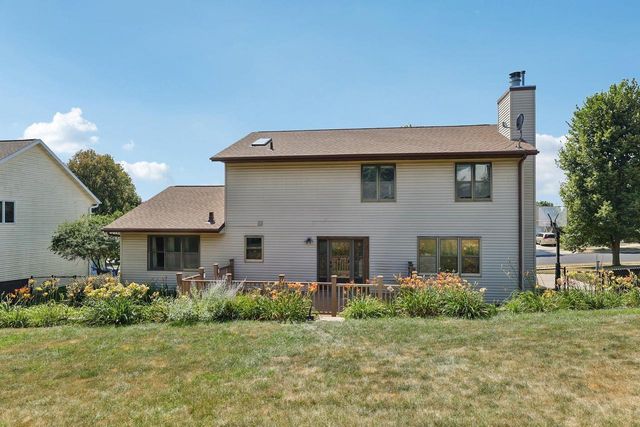 903 N Division Street, Waunakee, WI 53597