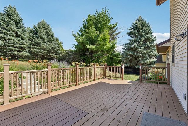 903 N Division Street, Waunakee, WI 53597