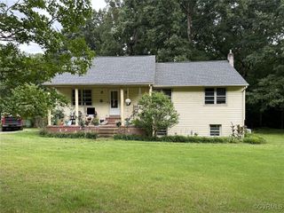 4613 Tatum Rd, Disputanta, VA 23842