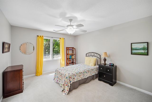 3521 133rd Way, Urbandale, IA 50323