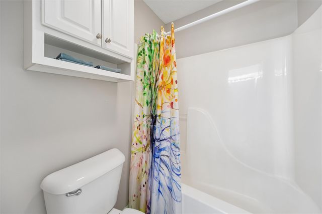 3521 133rd Way, Urbandale, IA 50323