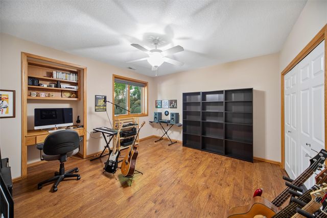 3521 133rd Way, Urbandale, IA 50323