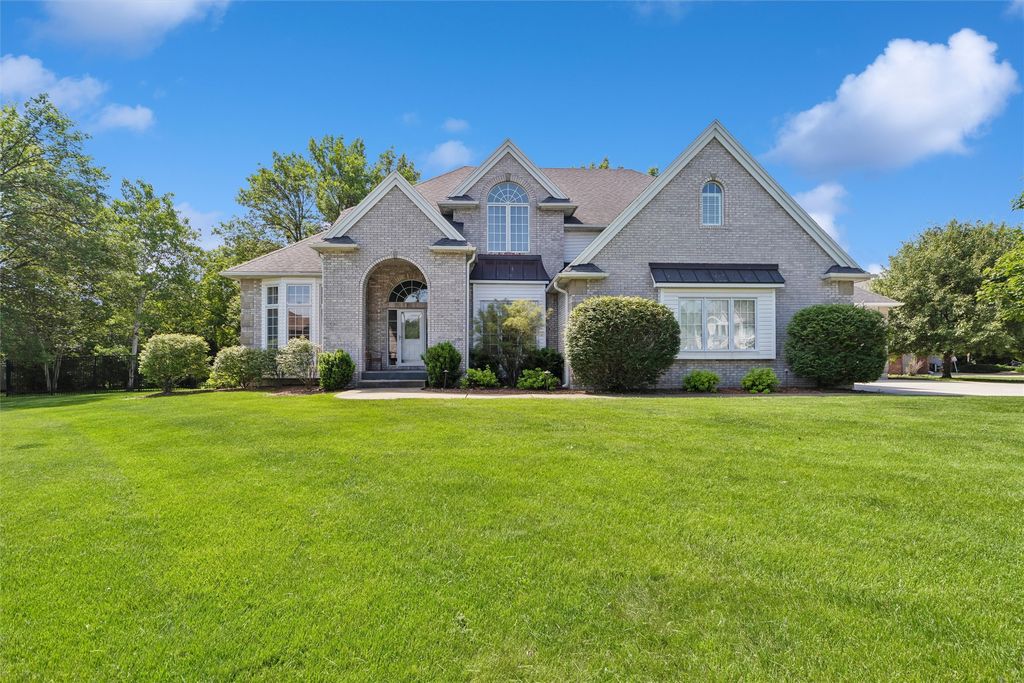 3521 133rd Way, Urbandale, IA 50323