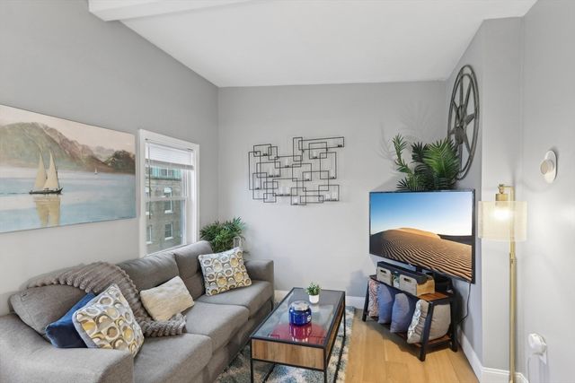 115 West Seventh 3, Boston, MA 02127