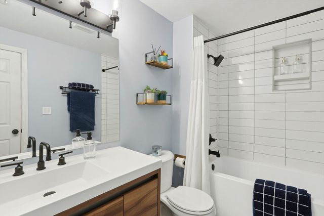 115 West Seventh 3, Boston, MA 02127
