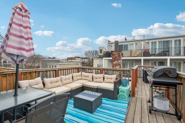 115 West Seventh 3, Boston, MA 02127