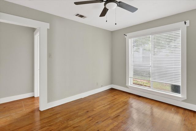 3208 Sandage Avenue, Fort Worth, TX 76109