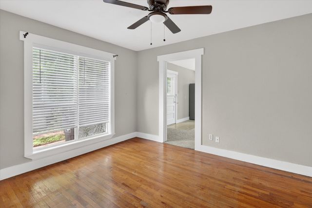 3208 Sandage Avenue, Fort Worth, TX 76109