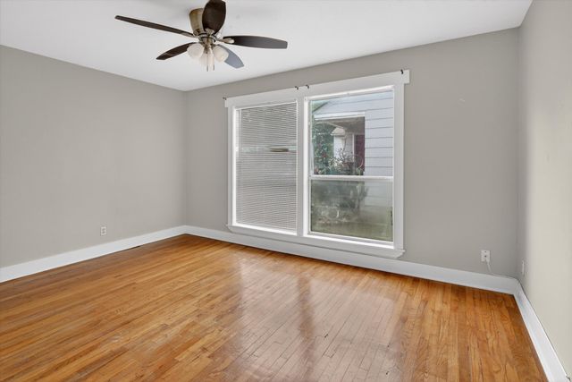 3208 Sandage Avenue, Fort Worth, TX 76109