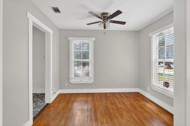 3208 Sandage Avenue, Fort Worth, TX 76109