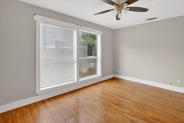 3208 Sandage Avenue, Fort Worth, TX 76109