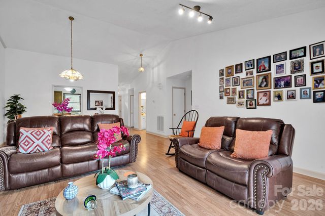 1300 Larchmont Place 504, Salisbury, NC 28144