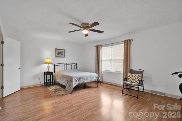 1300 Larchmont Place 504, Salisbury, NC 28144