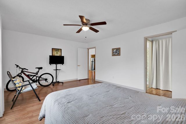 1300 Larchmont Place 504, Salisbury, NC 28144