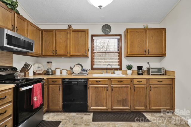 1300 Larchmont Place 504, Salisbury, NC 28144