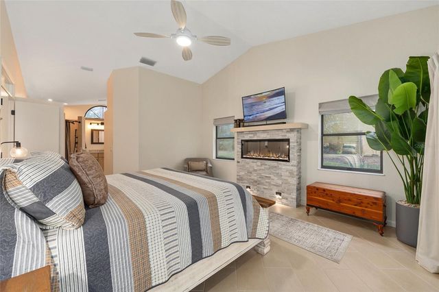 19349 SW 90TH LANE ROAD, Dunnellon, FL 34432