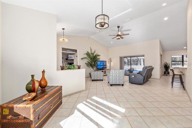 19349 SW 90TH LANE ROAD, Dunnellon, FL 34432