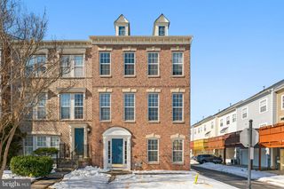 1107 FARRISH PL, Fredericksburg, VA 22401