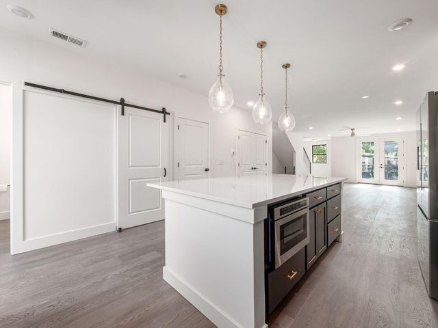 1305 Highland Street, Columbus, OH 43201