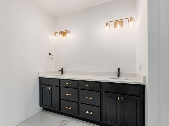 1305 Highland Street, Columbus, OH 43201