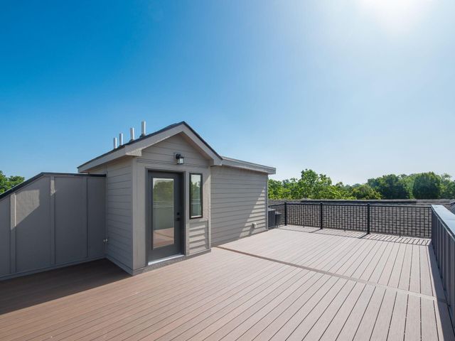 1305 Highland Street, Columbus, OH 43201
