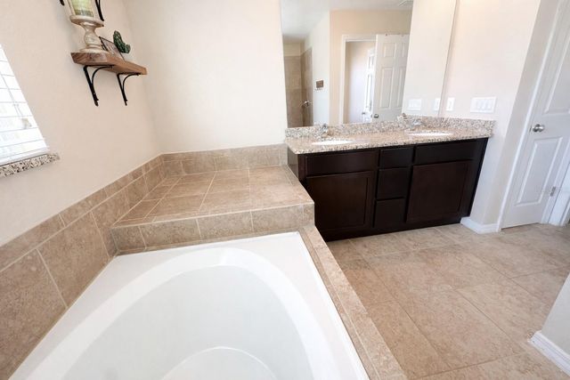 4855 MEADOW DRIVE, St Cloud, FL 34772