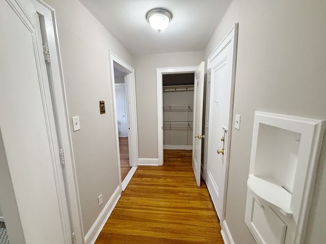 195 Thomas Burgin Pkwy 507, Quincy, MA 02169