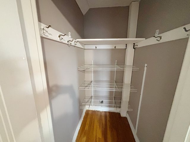 195 Thomas Burgin Pkwy 507, Quincy, MA 02169