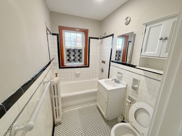 195 Thomas Burgin Pkwy 507, Quincy, MA 02169