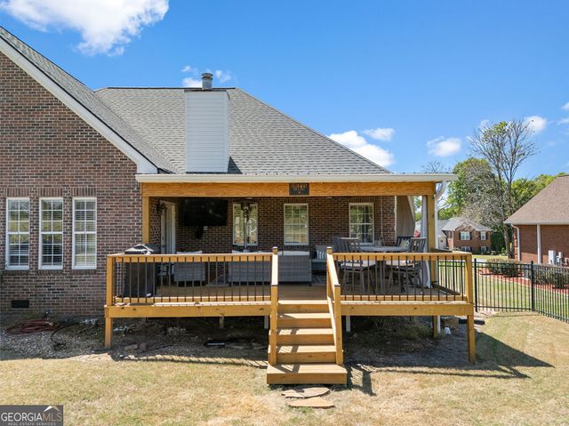140 W Meadow Lakes Boulevard, Cedartown, GA 30125