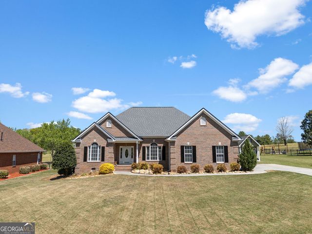 140 W Meadow Lakes Boulevard, Cedartown, GA 30125