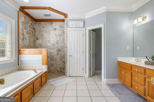 140 W Meadow Lakes Boulevard, Cedartown, GA 30125