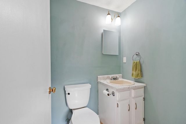 25 Prescott Drive 25, Chelmsford, MA 01863