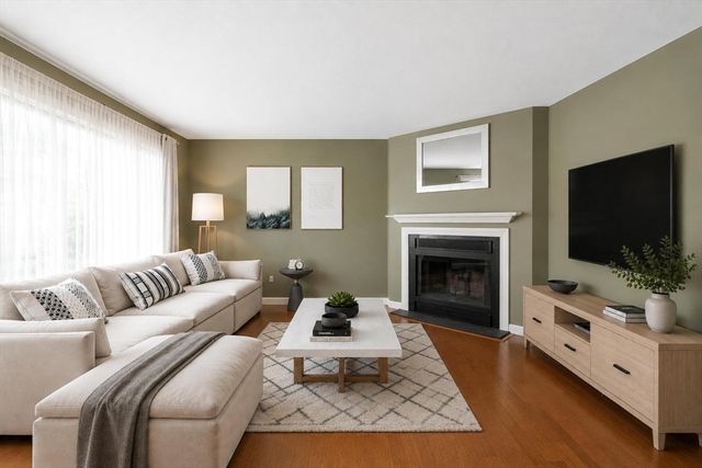 25 Prescott Drive 25, Chelmsford, MA 01863