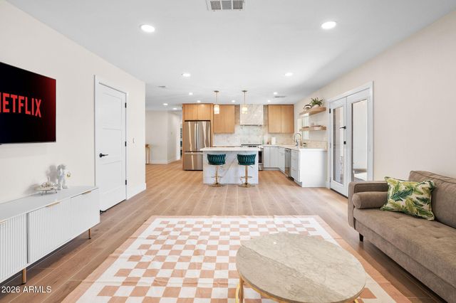 5333 E FRIESS Drive, Scottsdale, AZ 85254