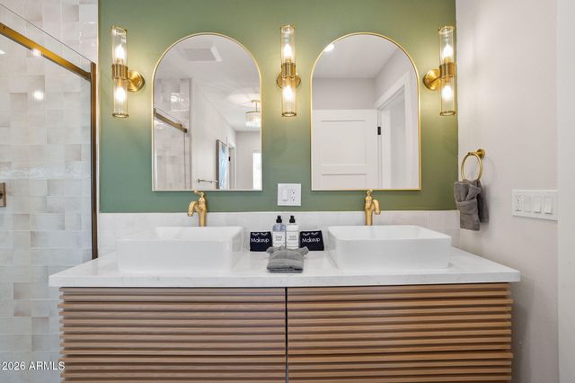 5333 E FRIESS Drive, Scottsdale, AZ 85254