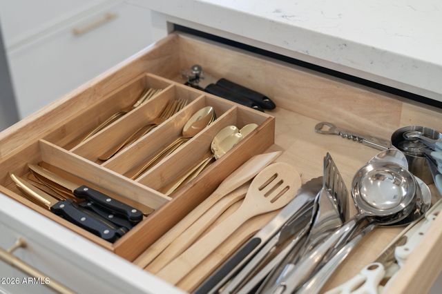 5333 E FRIESS Drive, Scottsdale, AZ 85254