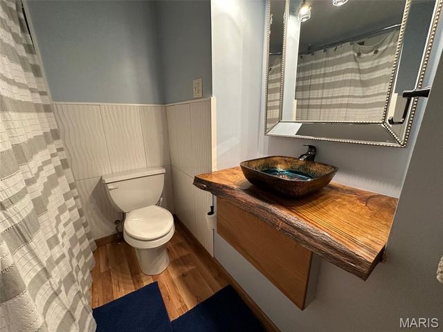 801 Stamper Lane, Godfrey, IL 62035