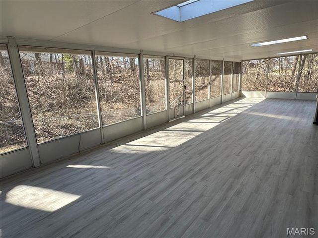 801 Stamper Lane, Godfrey, IL 62035