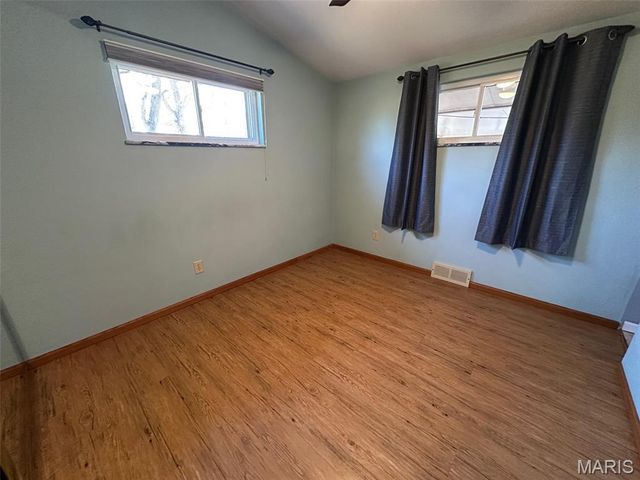 801 Stamper Lane, Godfrey, IL 62035