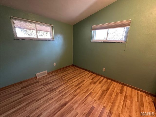 801 Stamper Lane, Godfrey, IL 62035